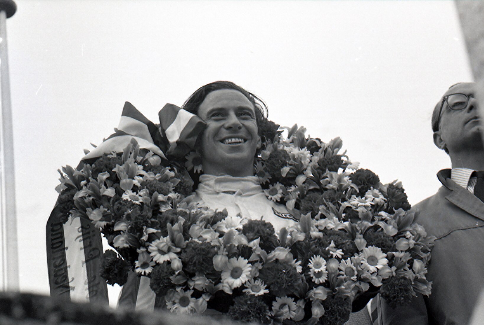 Jimmy Clark celebra a primeira vitória do Ford DFV em 1967